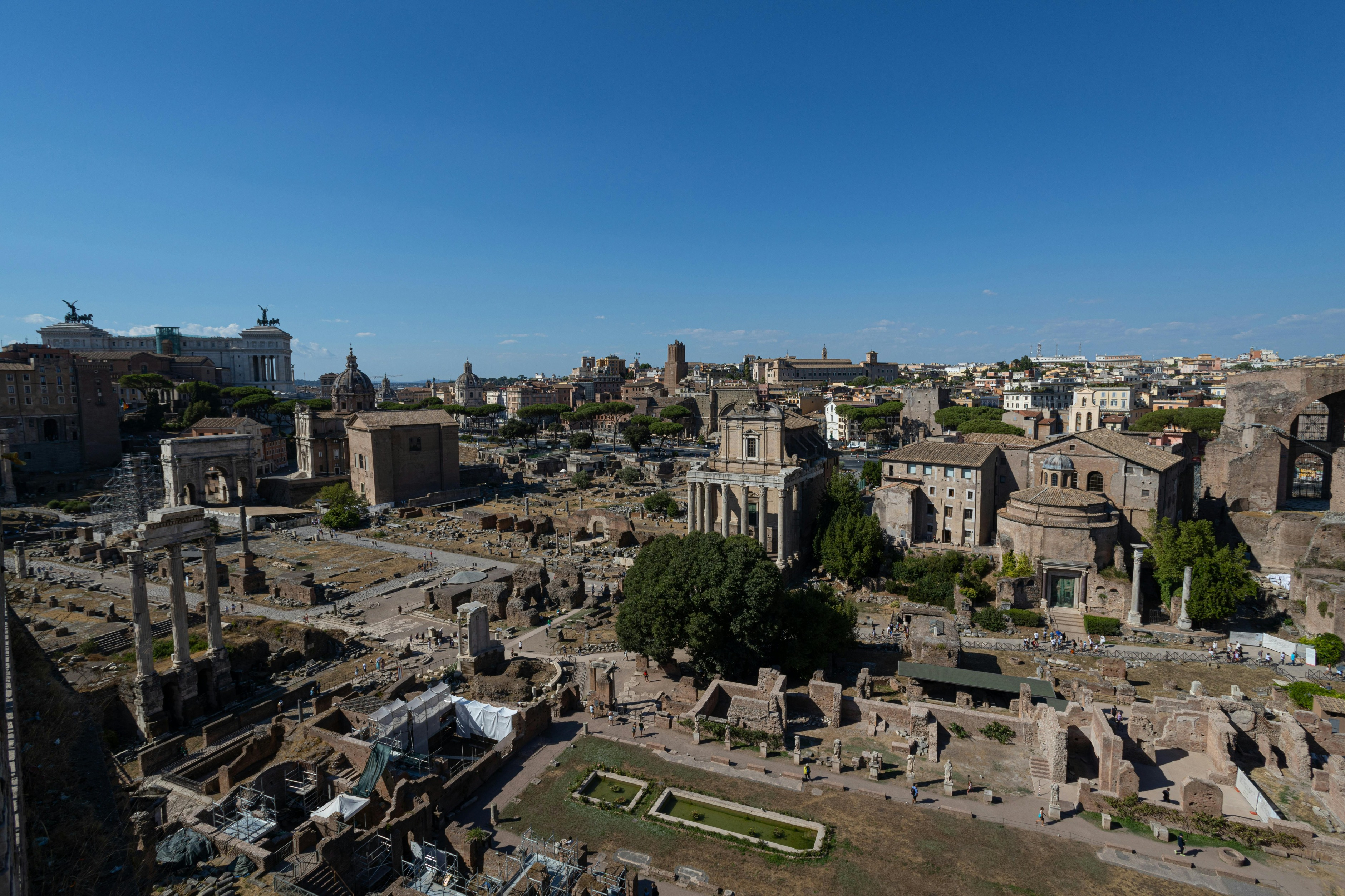 Roman Forums - 300 years of tangible history 