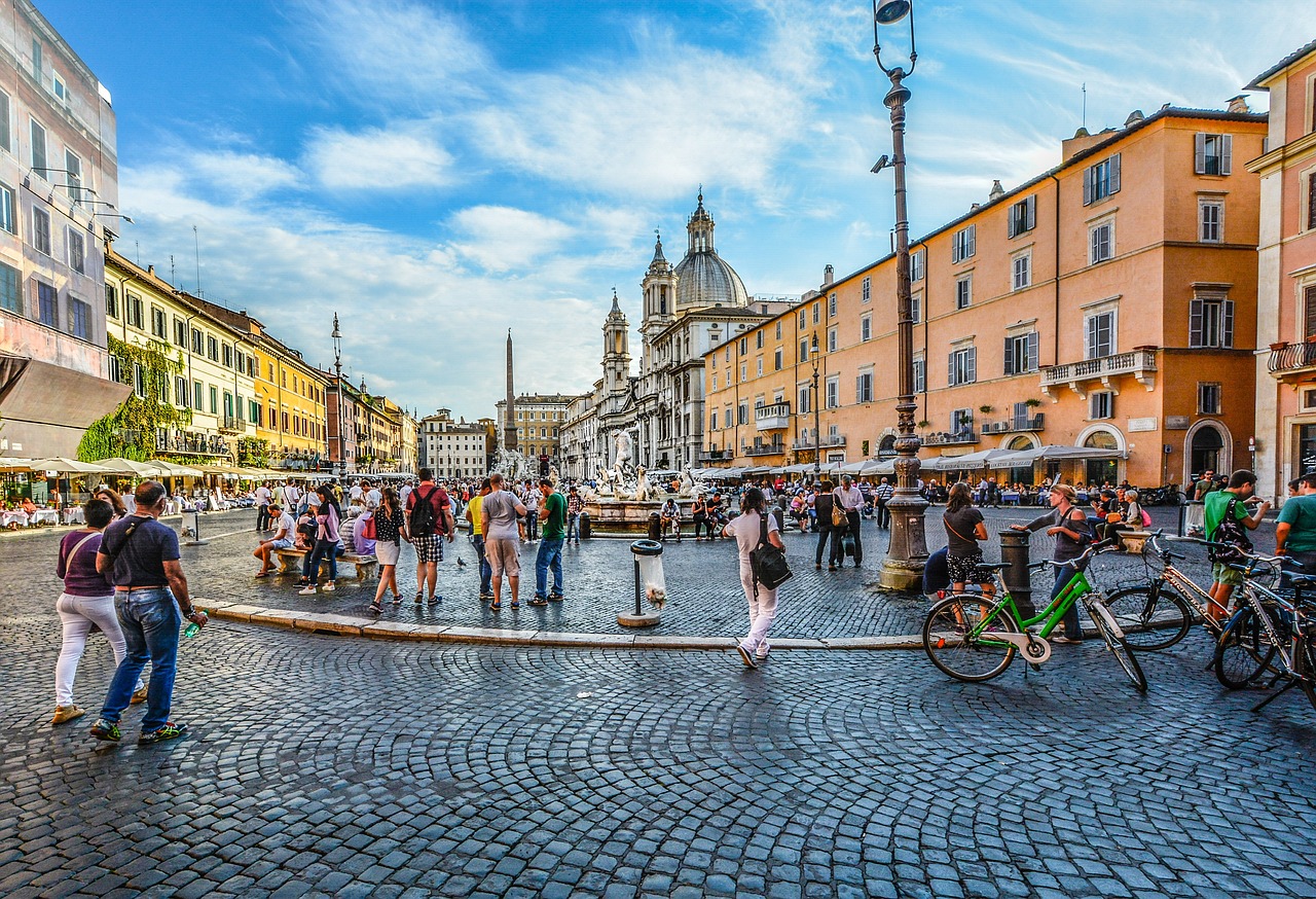 Piazza Navona in Rome, layers and centuries of sports and entertainment